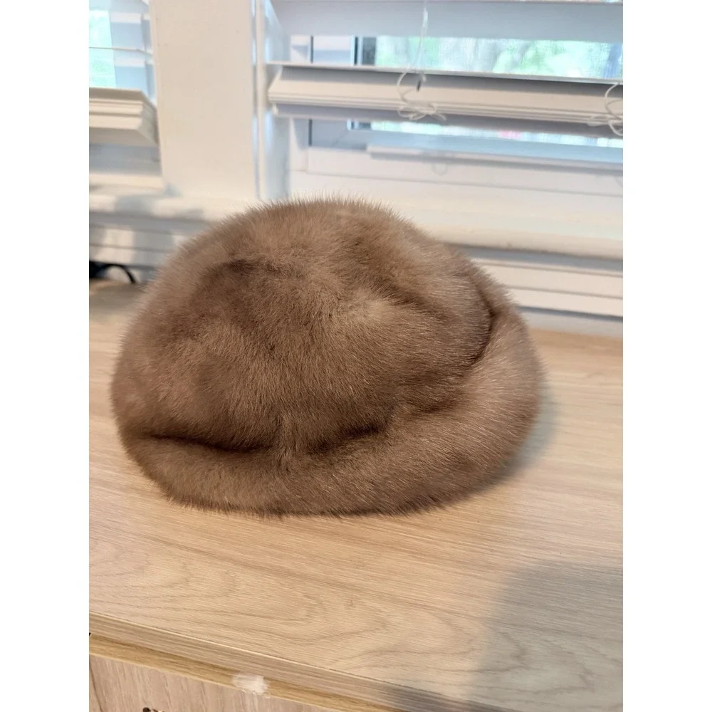 Vintage Yudofsky Furs Womens Brown Mink Fur‎ Hat